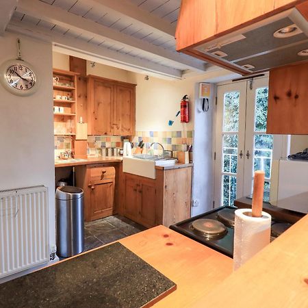 Wood Cottage Kendal Extérieur photo